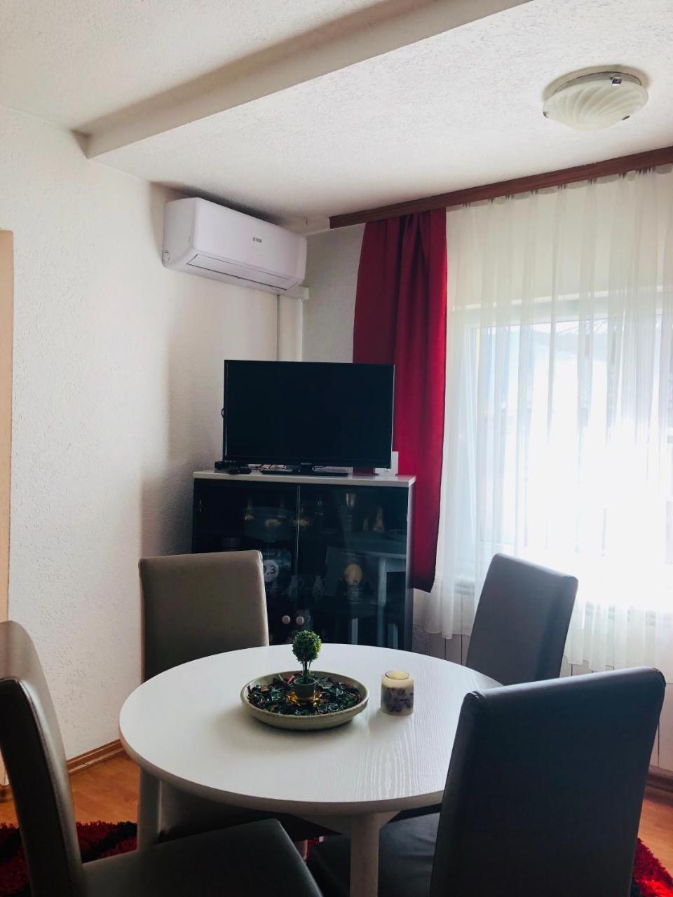 Adella Saraievo Exterior foto