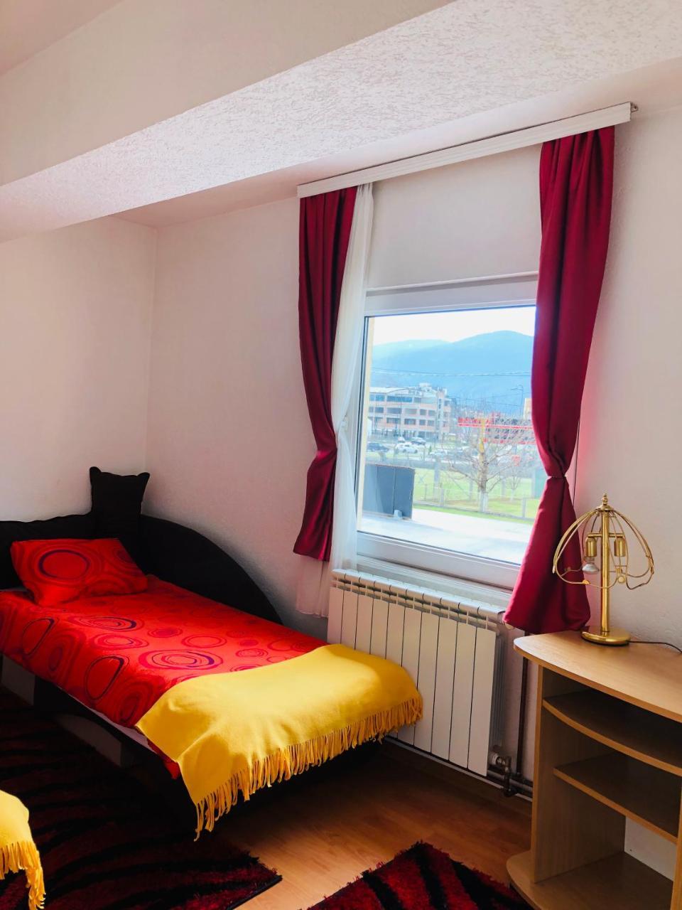 Adella Saraievo Exterior foto