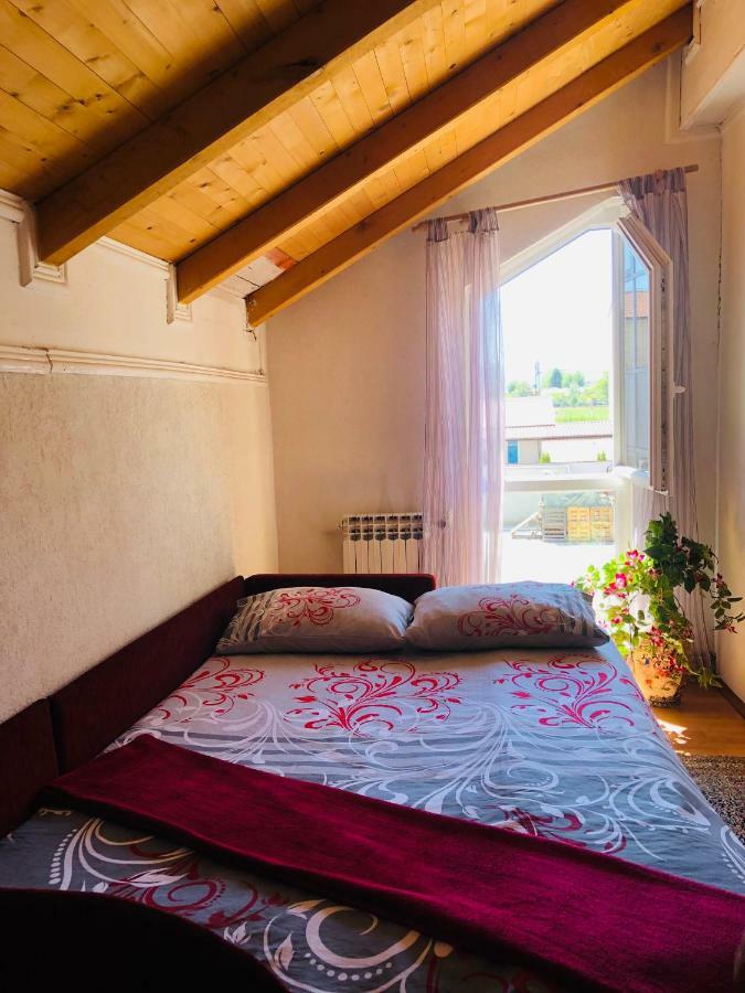 Adella Saraievo Exterior foto