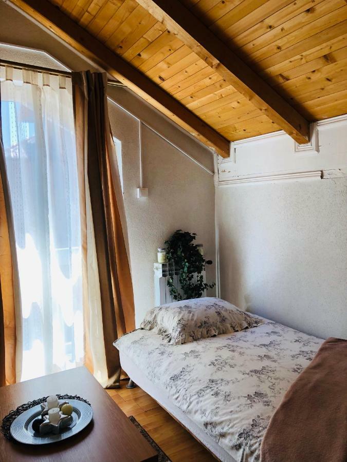 Adella Saraievo Exterior foto